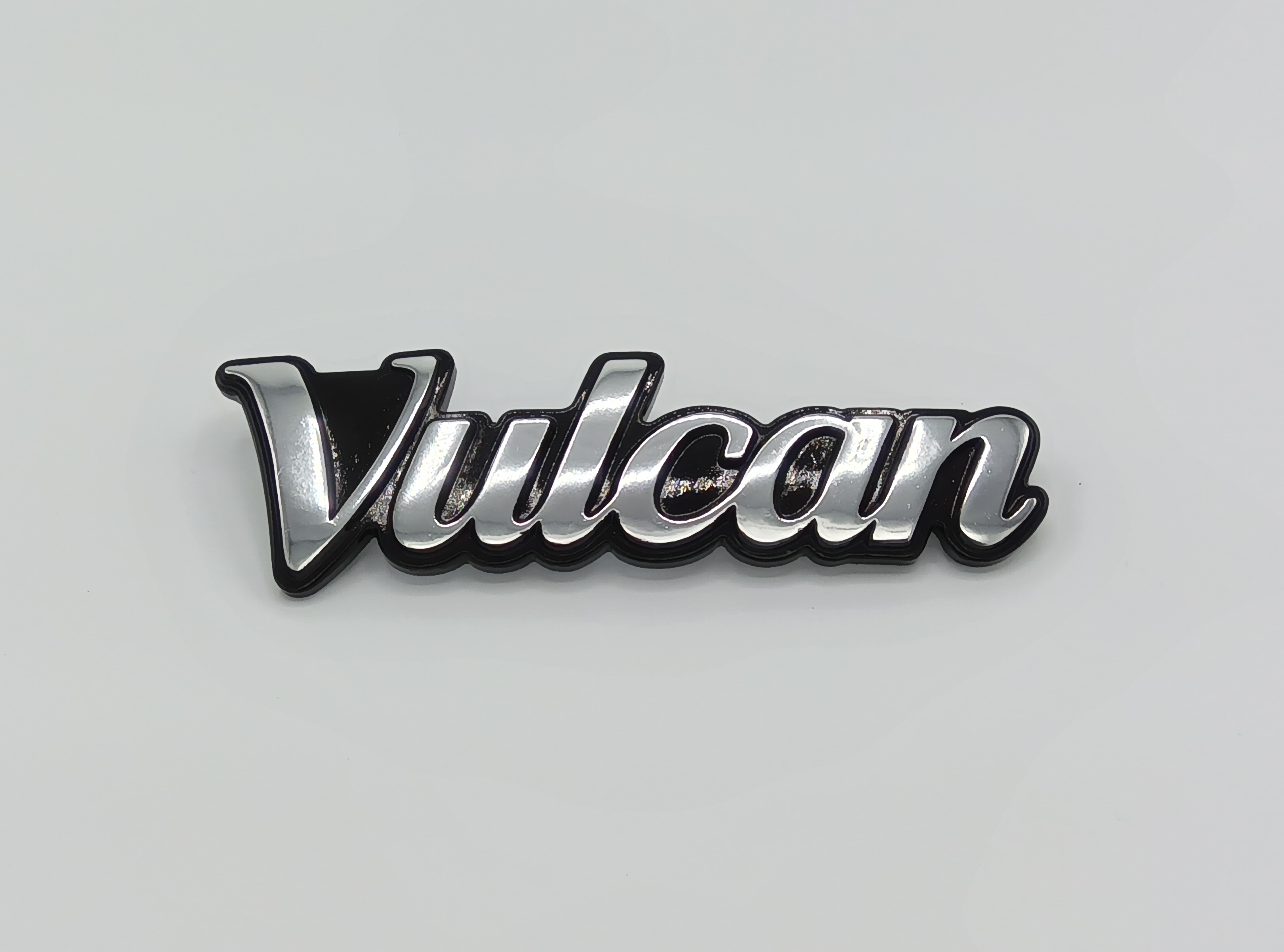 1988年 VULCAN88 SIDE COVER EMBLEM RH "Vulcan"